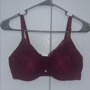 Victoria's Secret Lace Underwire Bra